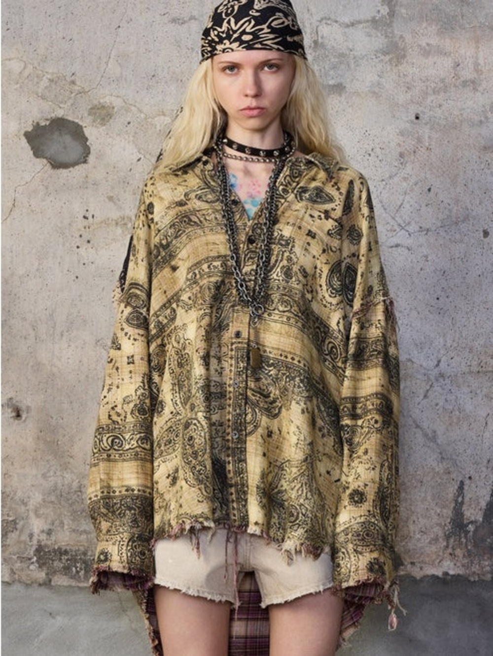 R13 SHREDDED SEAM DROP NECK SHIRT Khaki Bandana Black Overprint